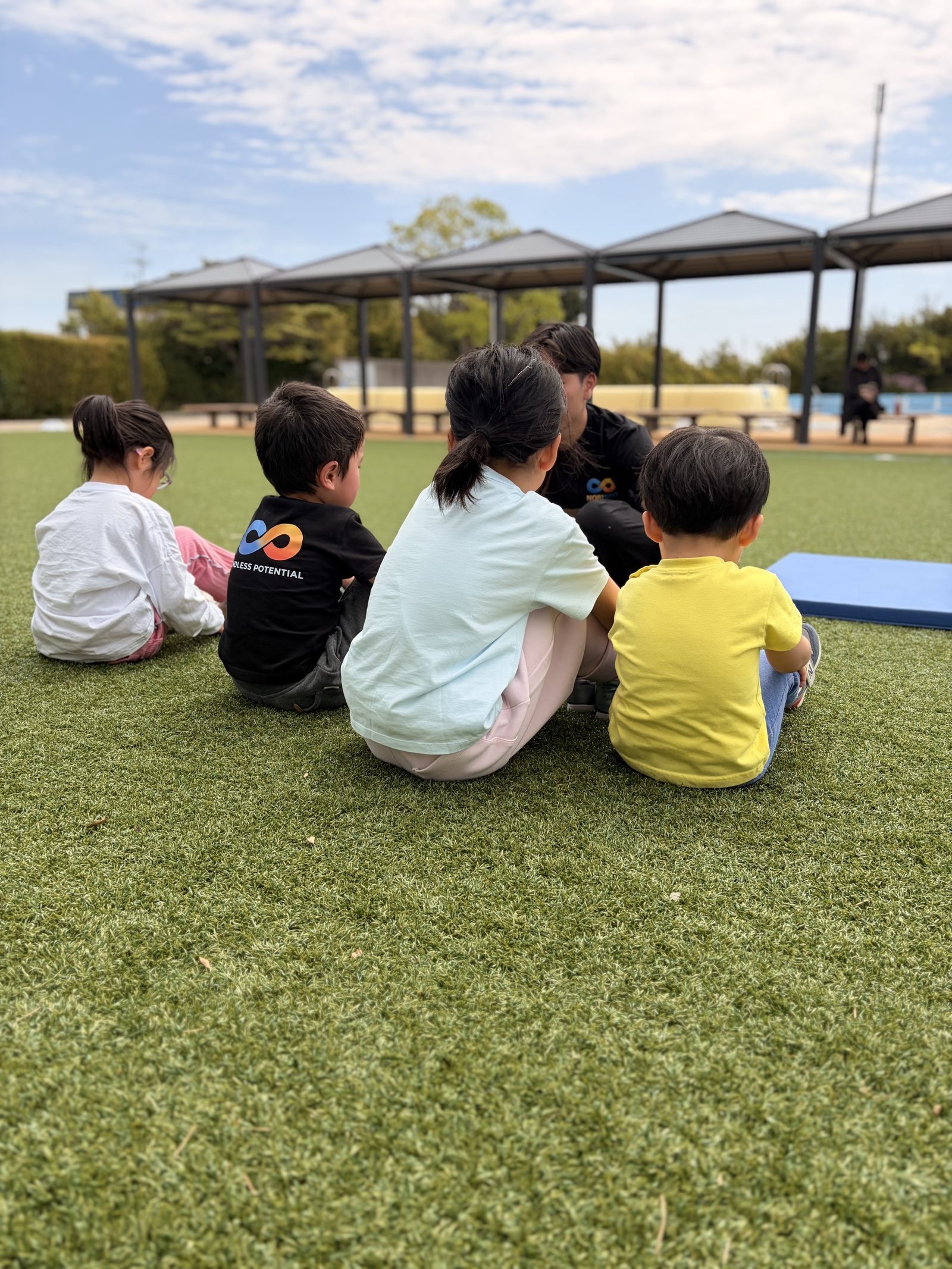 子ども3人にコーチ1人の手厚い指導